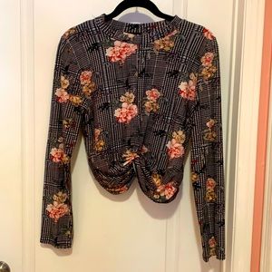 Ruched, long sleeve floral cropped top, modest & stylish!